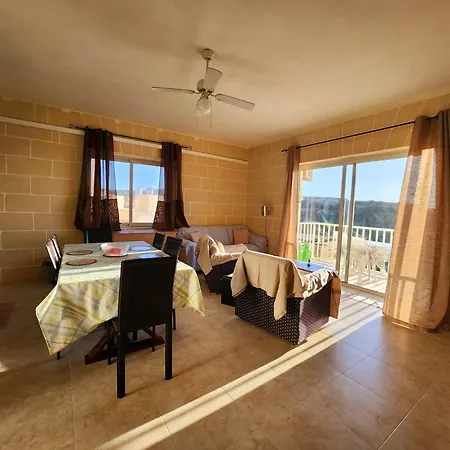 Daire Palm Court *