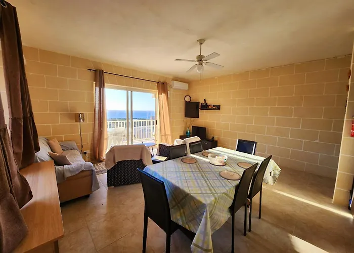 Palm Court Apartamento Xlendi
