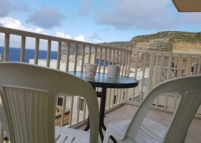 Palm Court Apartment